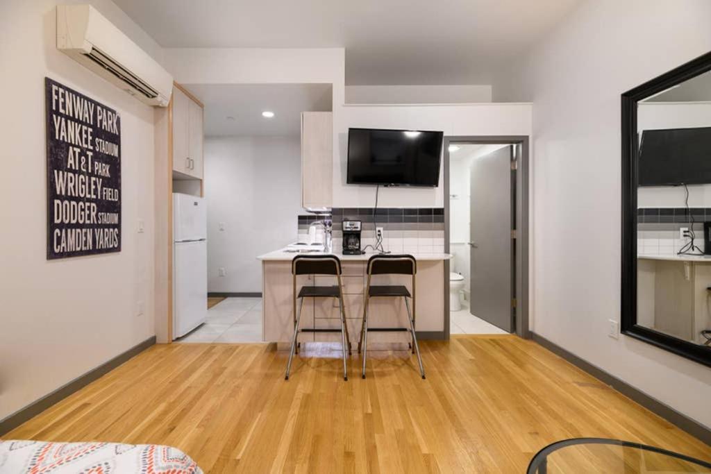 Modern Studio In City Center, Near Boston Common Bagian luar foto